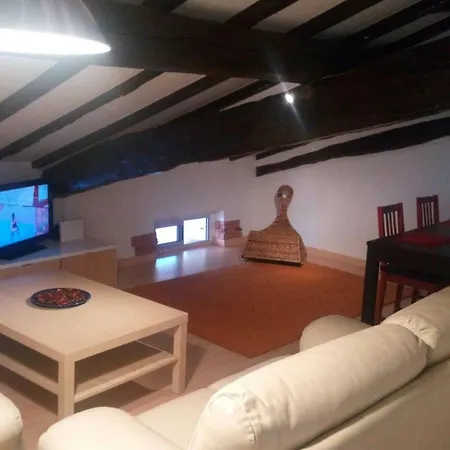 Acogedor Atico Vacaciones Cerca De Bilbao, Bec *