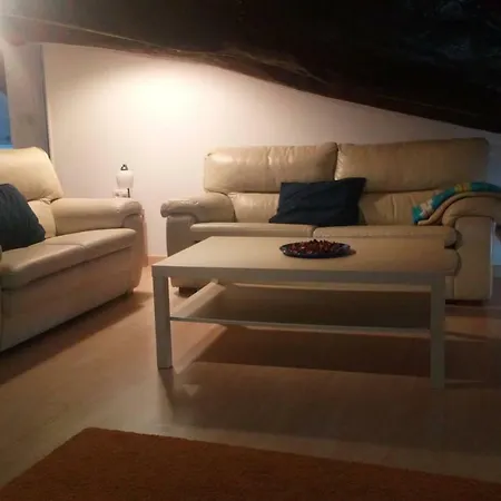 Acogedor Atico Vacaciones Cerca De Bilbao, Bec